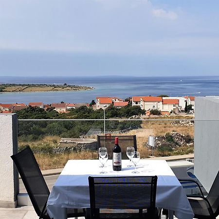 Villa Apartments Anifil Новалья Экстерьер фото